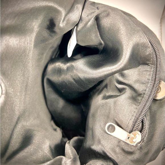 Beautiful Purse/Bag-Handmade/India w/Sequins& Round Hoops-Unique-Good Condition - Picture 5 of 8